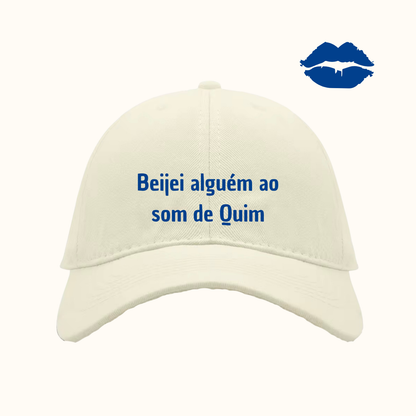 Beijei alguém ao som de Quim