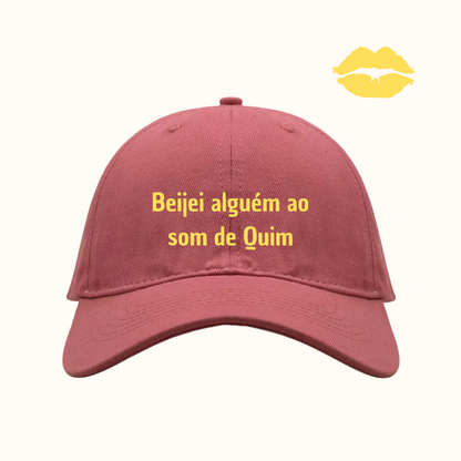 Beijei alguém ao som de Quim